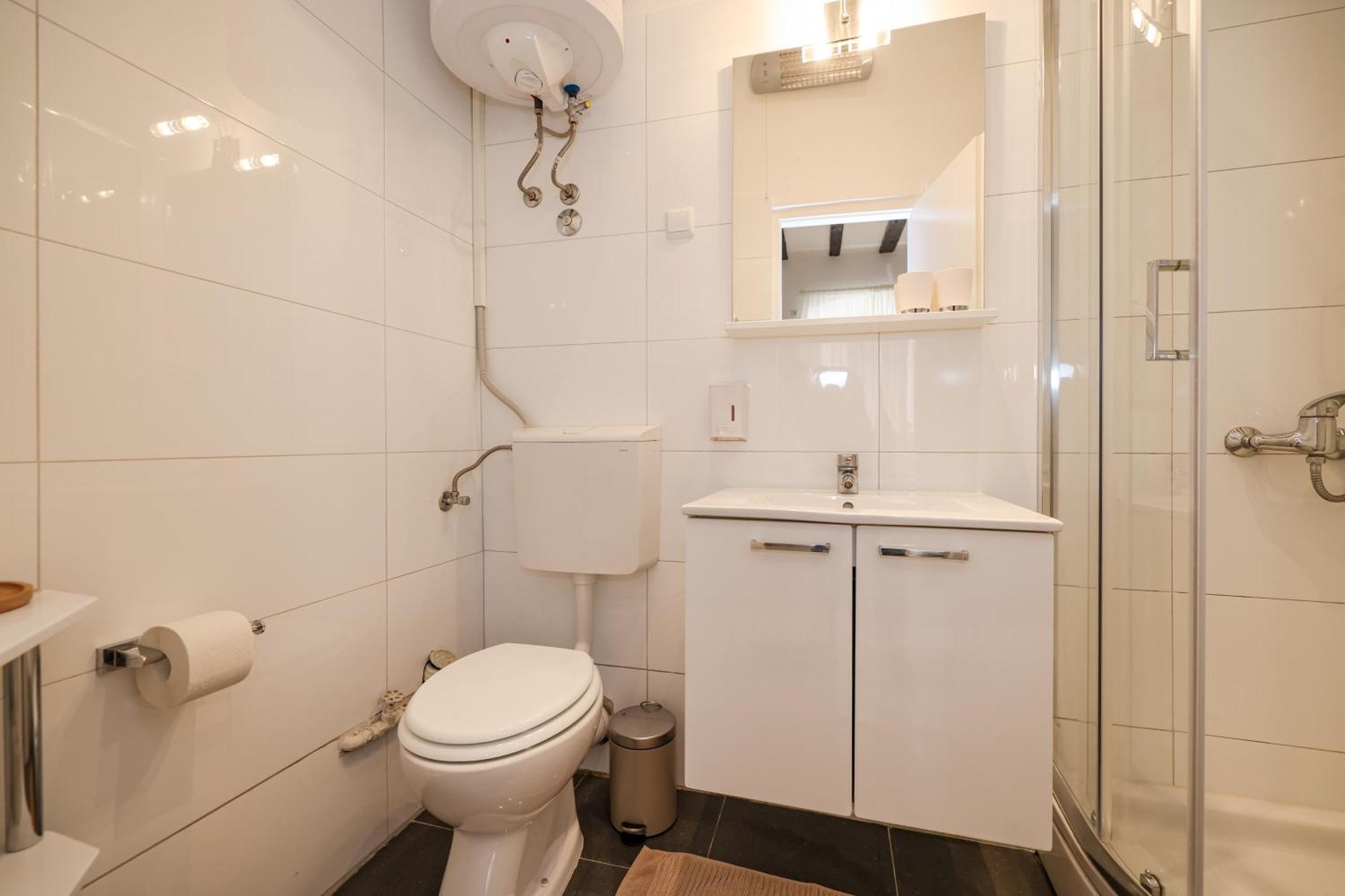 Kalelarga Apartment