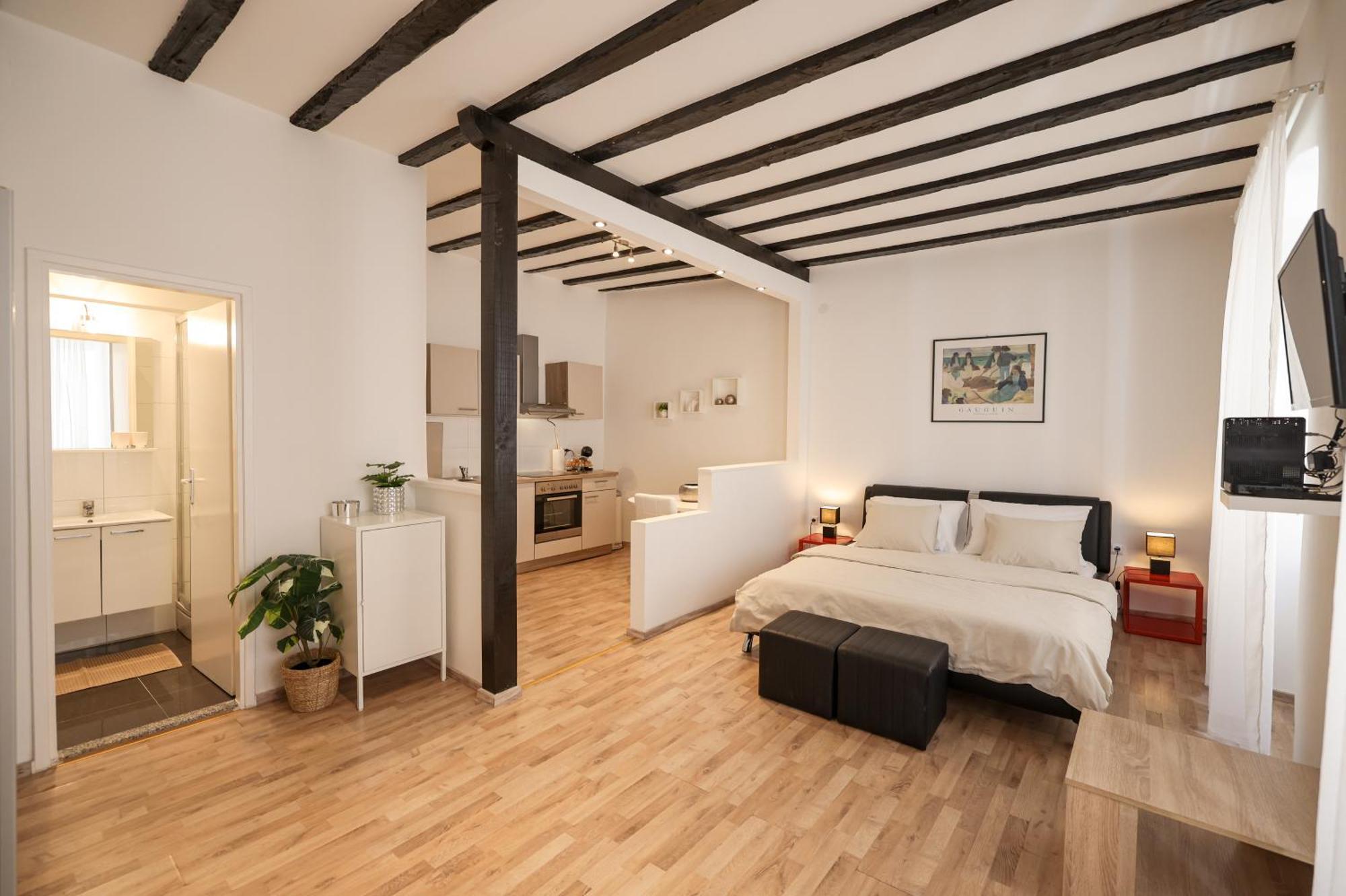 Apartament Kalelarga *